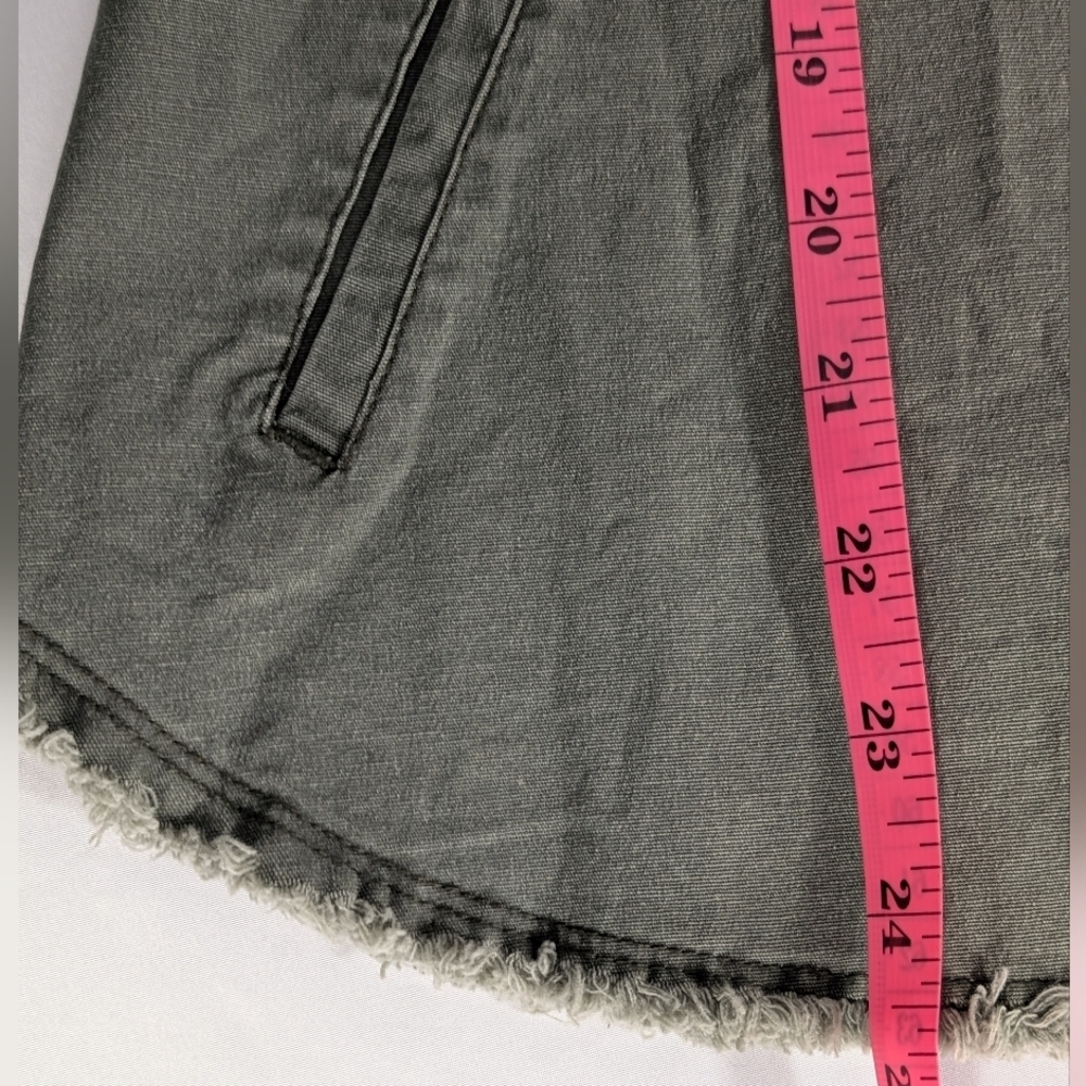 William Rast-Knotto Olive Green Shirt Jacket w/ Patchwork & Pins Size Junior XS - Picture 9 of 13